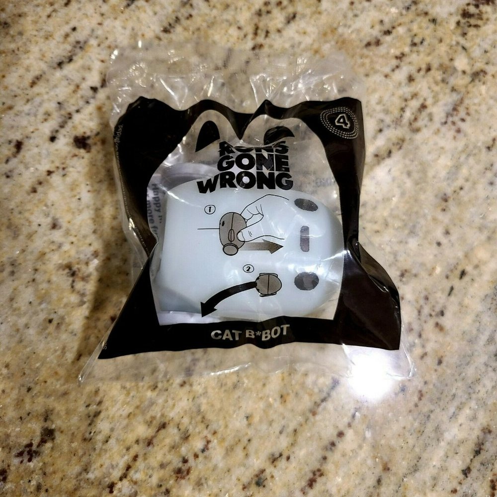 NEW! McDonald’s Happy Meal Toy 2021 Ron's Gone Wrong #4 Cat B*Bot SEALED